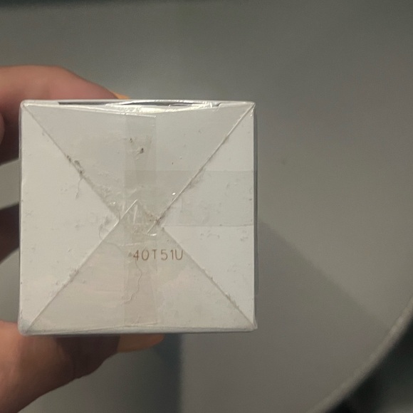 Yves Saint Laurent Pure Shots Essence 150ml - Picture 5 of 6